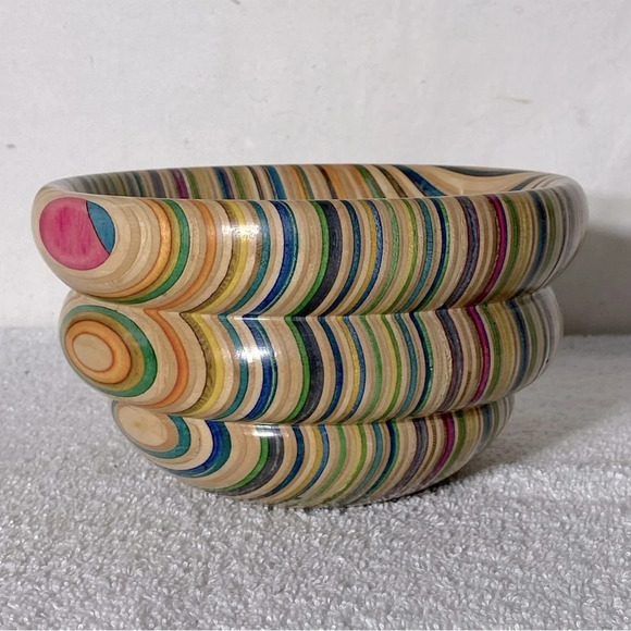 Adrian Martinus Recycled Skateboard  Wood Bowl - Picture 1 of 14
